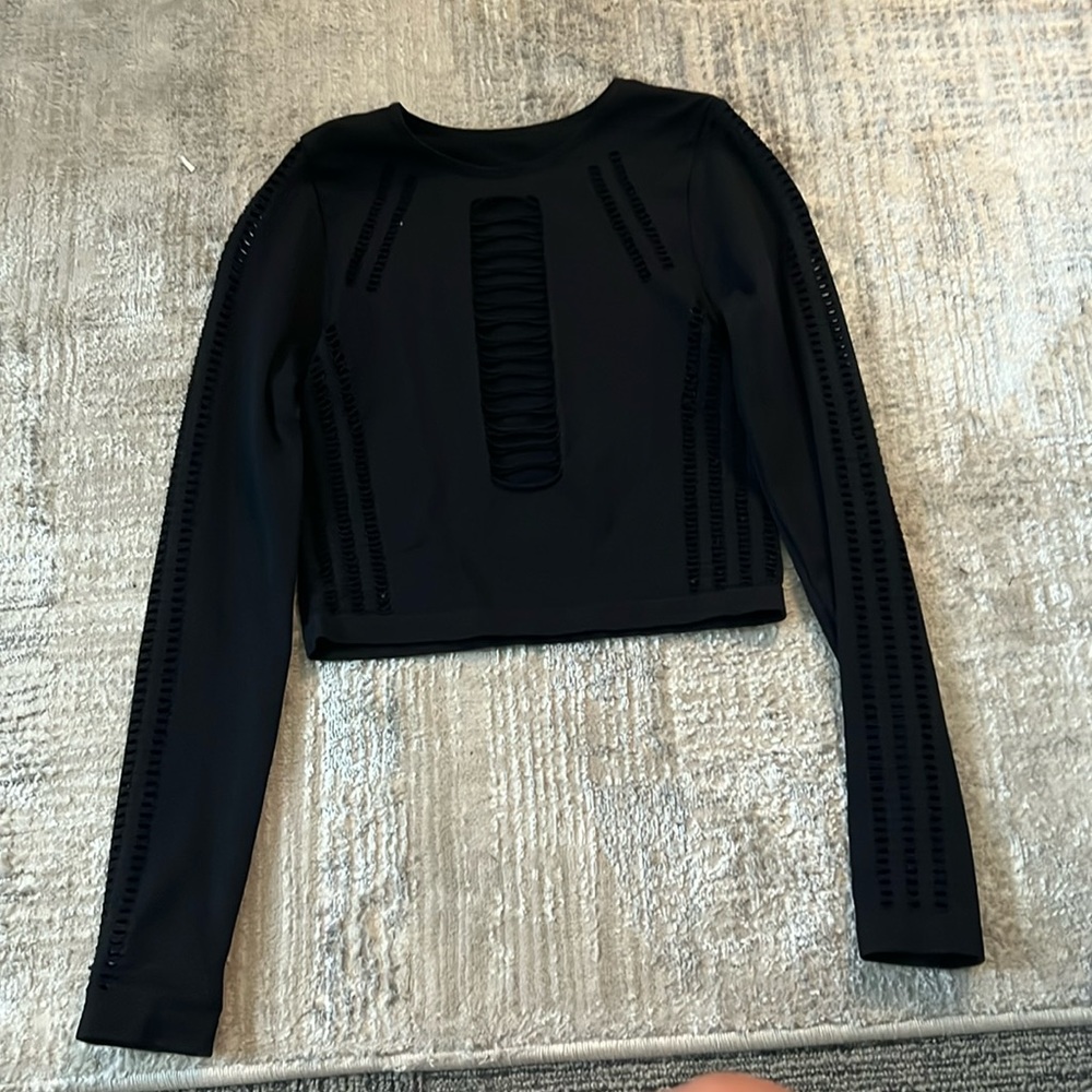 Long sleeve going out top